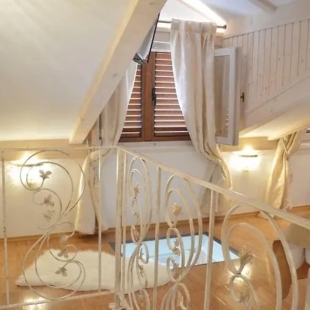 Madonna Della Strada A5