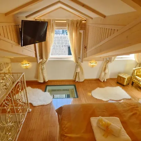 Madonna Della Strada A5 *