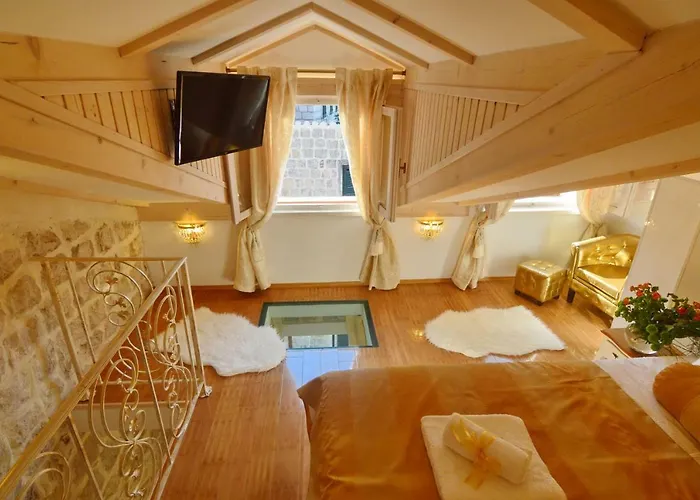 Madonna Della Strada A5 *